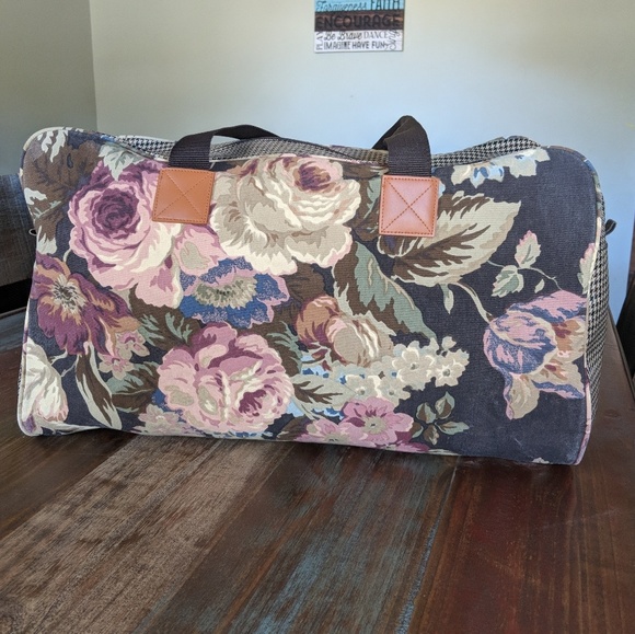 Fabric travel bag - Picture 3 of 5